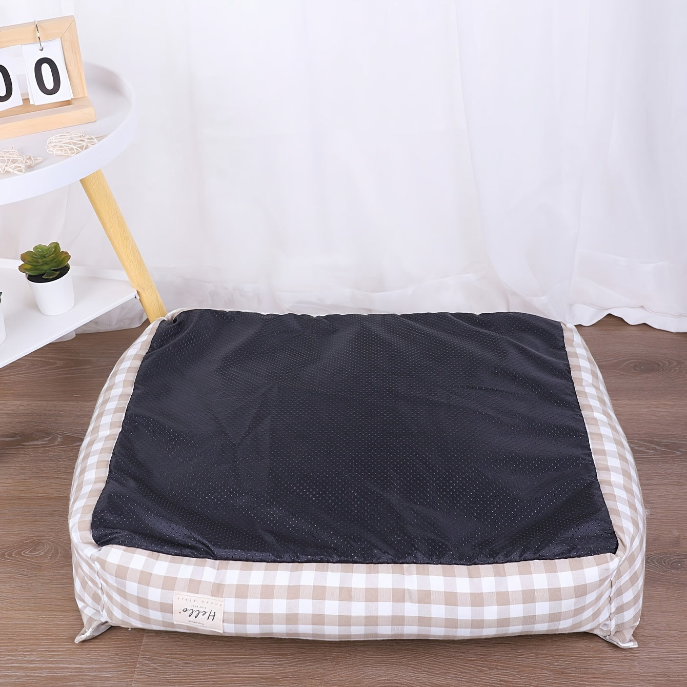 Cozy Checkered Pet Bed for Dogs & Cats - Removable Washable Polyester Nest, All-Season Indoor Comforter-Style Bedding with Vacuum Packaging for Easy Storage, Plush Cushion, Durable Construction, Home Pets